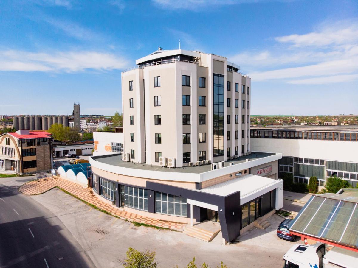 Hotel Verticalplus Хасково Экстерьер фото